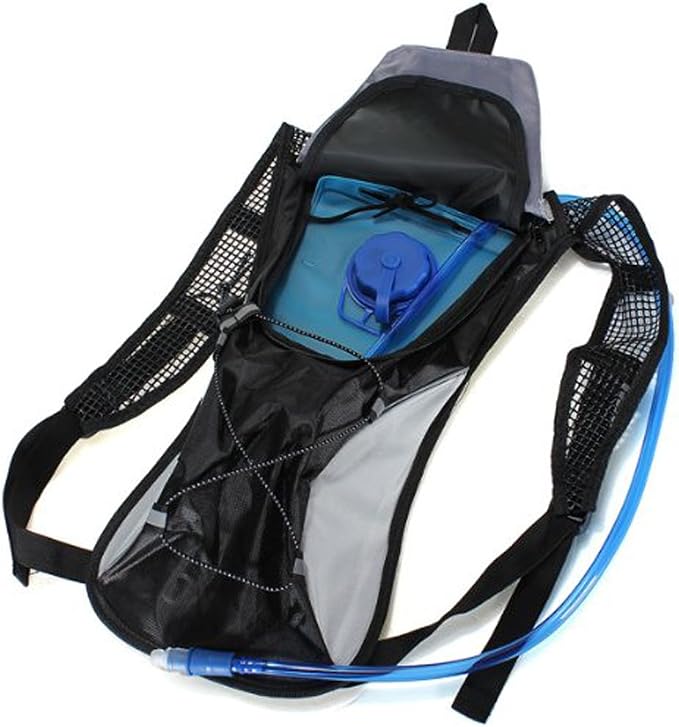 Black with 2L water bladder