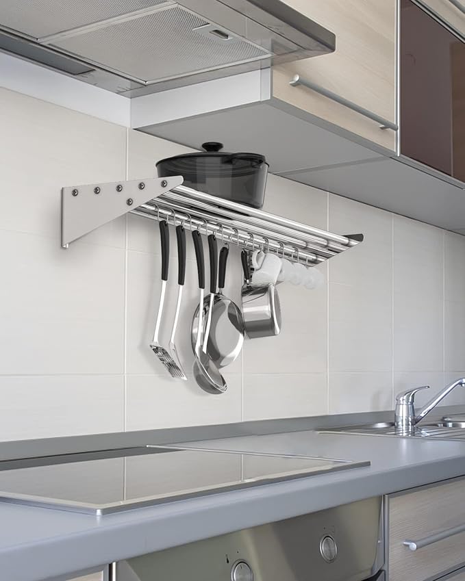 Pipe Surface With Hooks