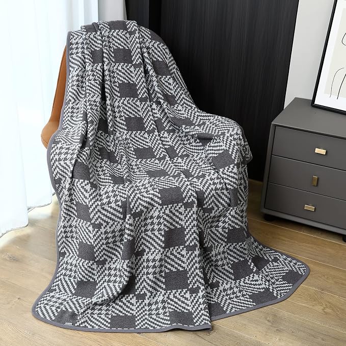 Houndstooth Grey