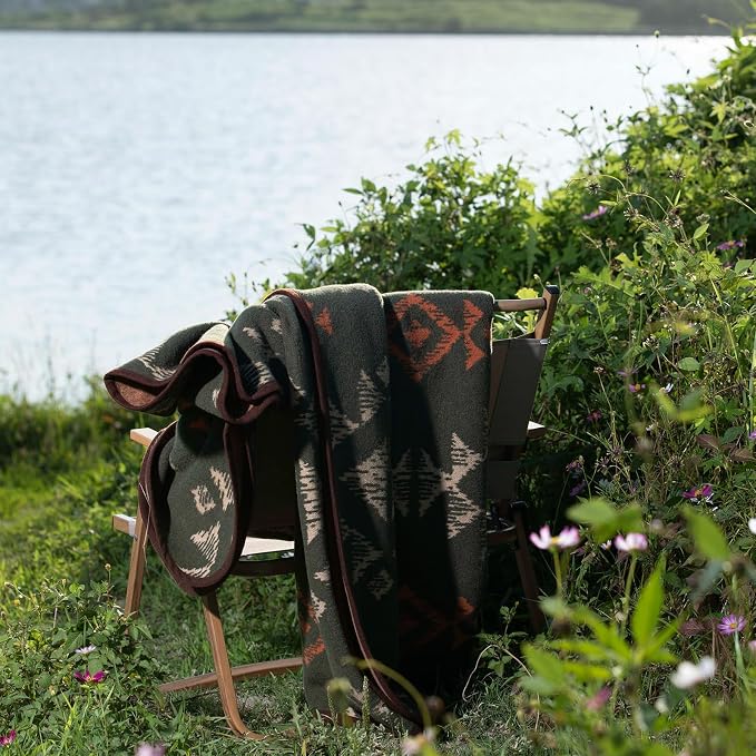 Navajo Style Green