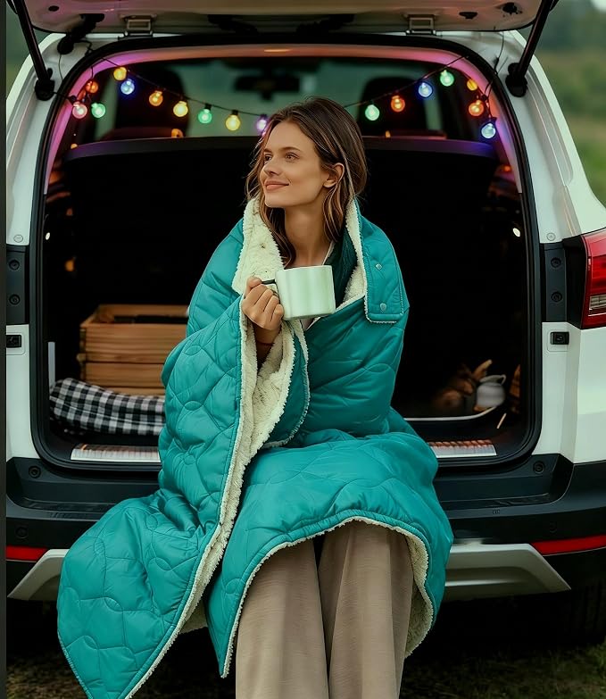 Heated Blanket With Detachable Hood (Green)