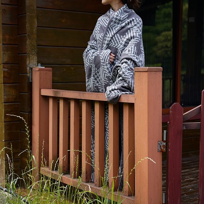 Houndstooth Grey