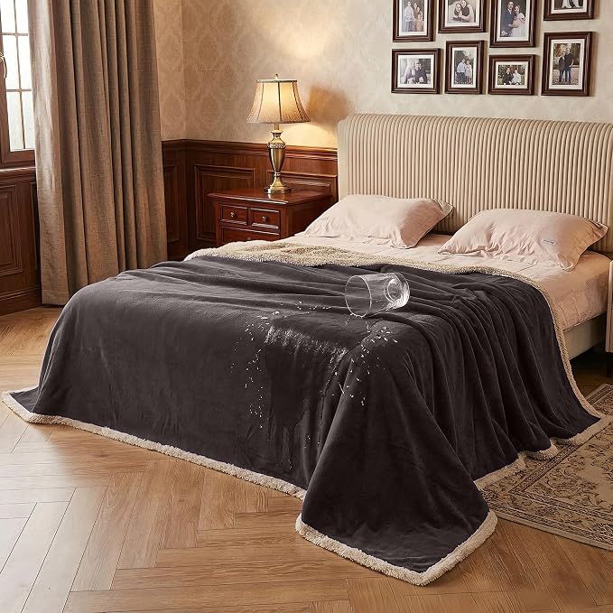 Brown/Taupe